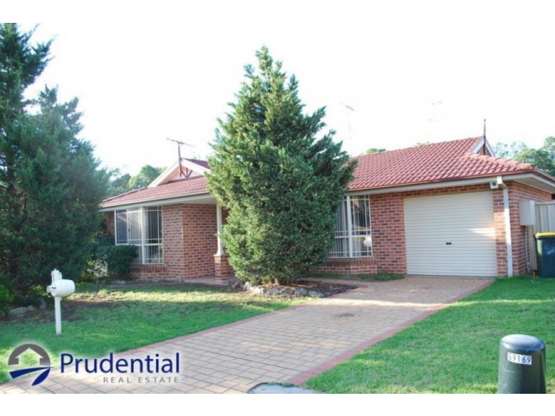 13 Withnell Crescent, St Helens Park NSW 2560