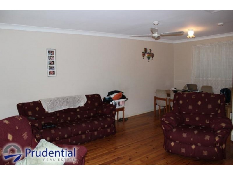 28 Lugarno Avenue, Leumeah NSW 2560