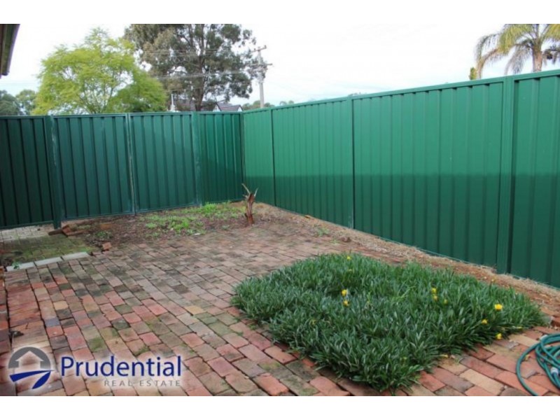28 Lugarno Avenue, Leumeah NSW 2560