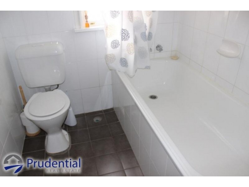 12 Watt Street, Leumeah NSW 2560