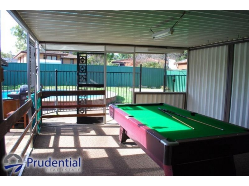 6 Aston Place, Leumeah NSW 2560