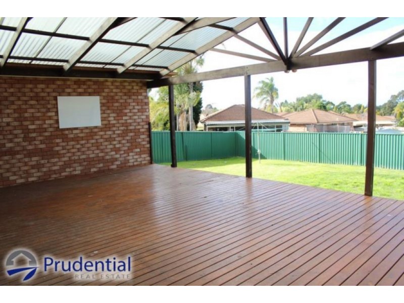 25 Missouri Street, Kearns NSW 2558