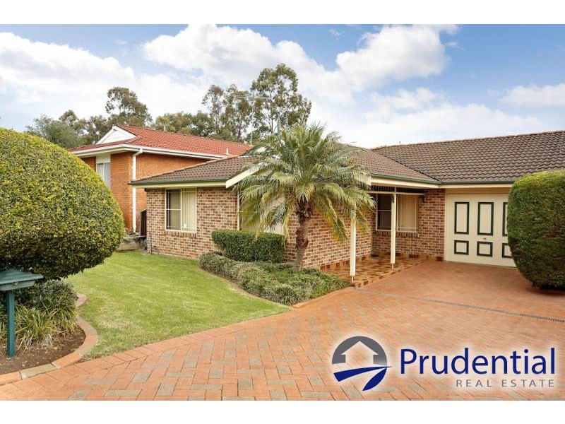 1/10 Clareville  Close, Woodbine NSW 2560