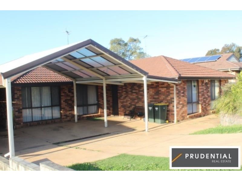 49 Amundsen Avenue, Leumeah NSW 2560