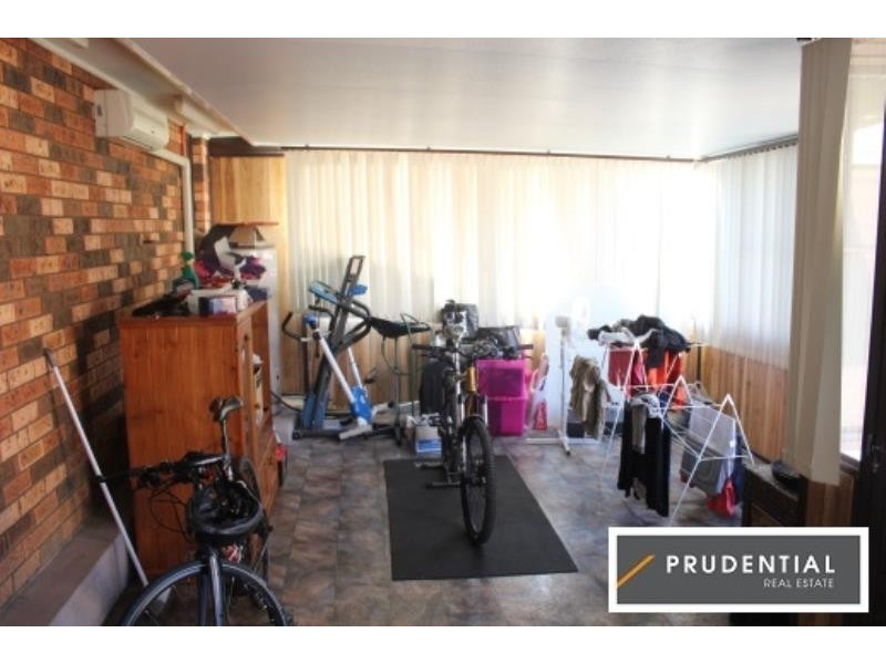 49 Amundsen Avenue, Leumeah NSW 2560