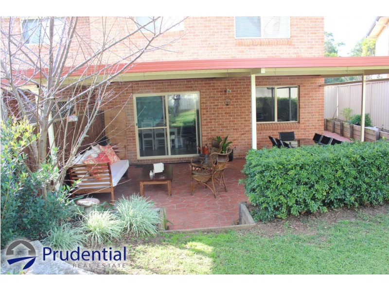 26B Fullerton Circuit, St Helens Park NSW 2560