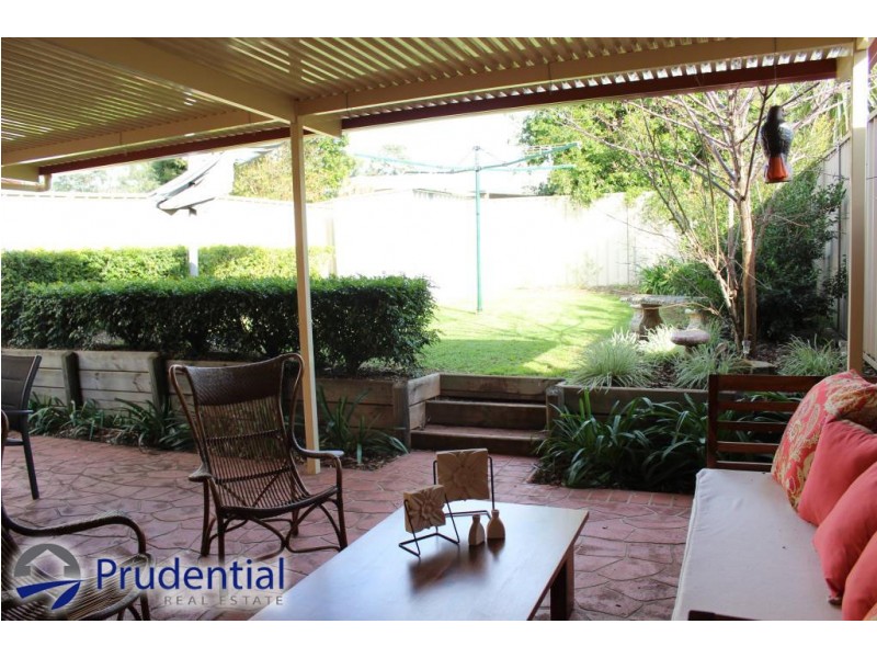 26B Fullerton Circuit, St Helens Park NSW 2560