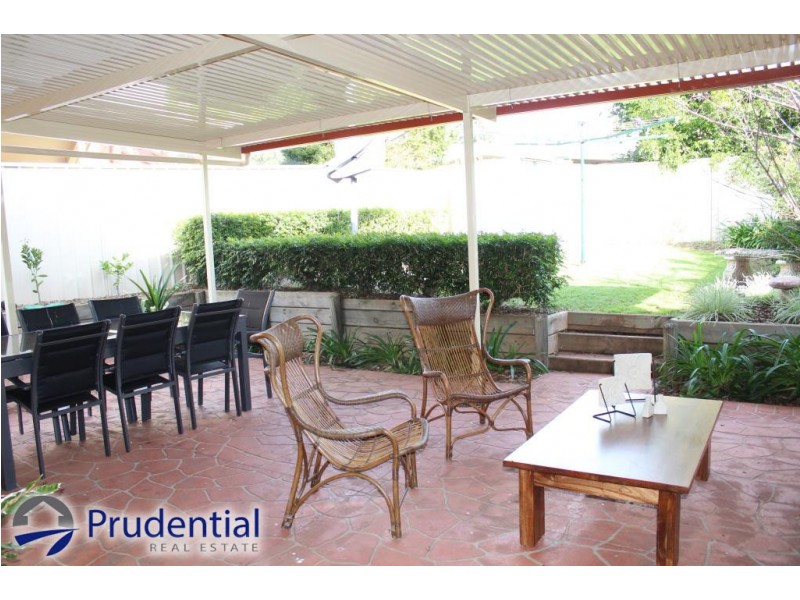 26B Fullerton Circuit, St Helens Park NSW 2560