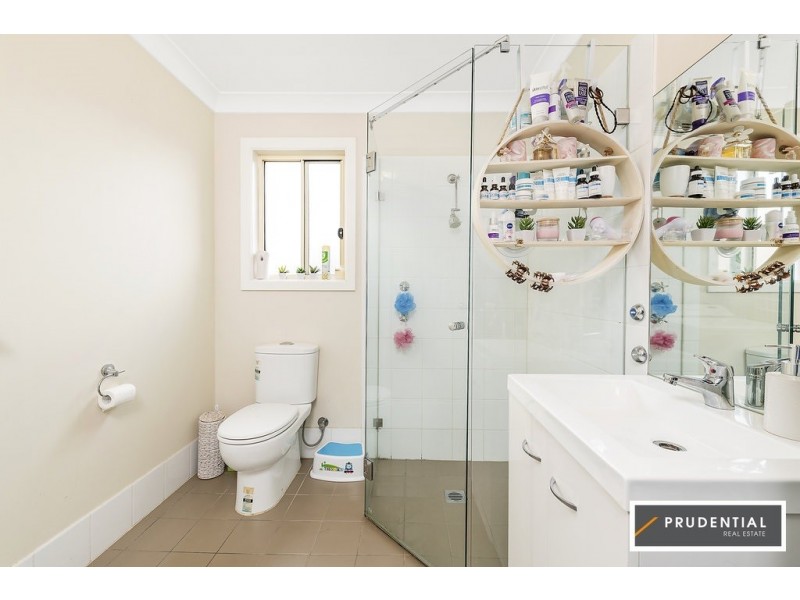 10 Crispsparkle Drive, Ambarvale NSW 2560