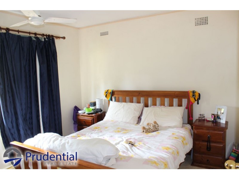 39 Evergreen Avenue, Bradbury NSW 2560