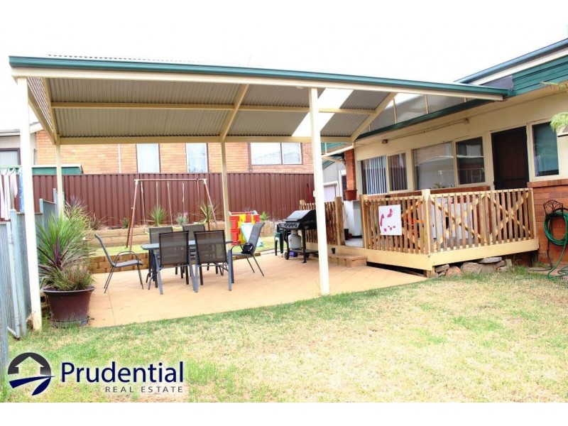 39 Evergreen Avenue, Bradbury NSW 2560