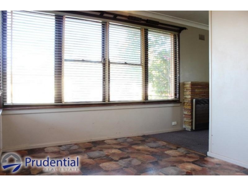 31 Hargrave Street, Leumeah NSW 2560