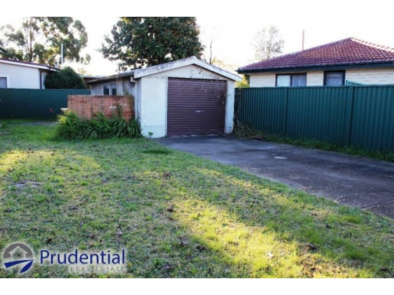 31 Hargrave Street, Leumeah NSW 2560