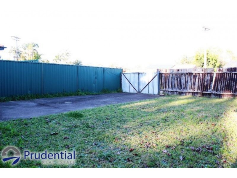 31 Hargrave Street, Leumeah NSW 2560