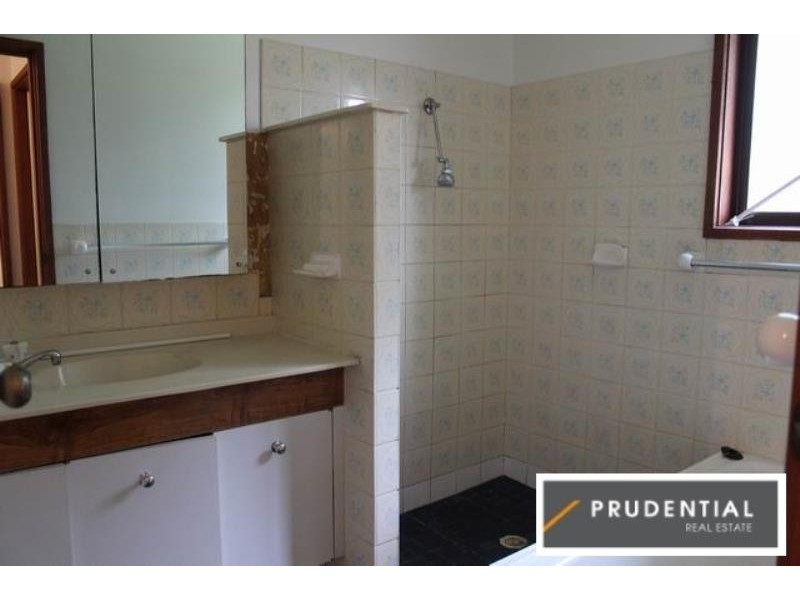 31 Aberdeen Road, St Andrews NSW 2566