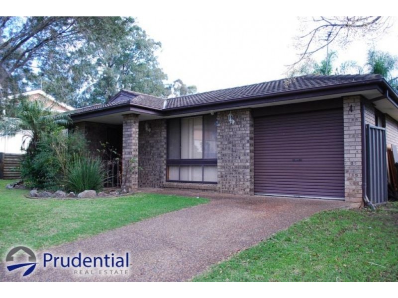 2 Griffiths Place, Eagle Vale NSW 2558