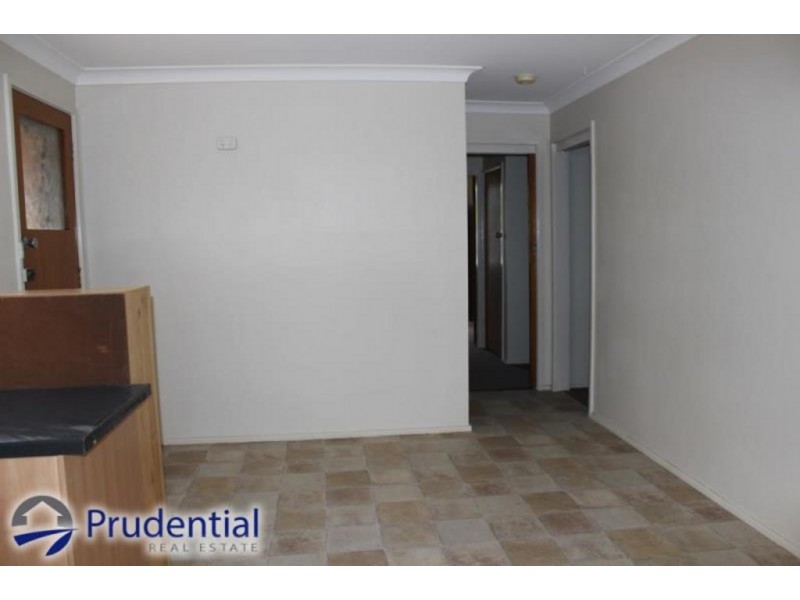 18 Brisbane Road, Campbelltown NSW 2560
