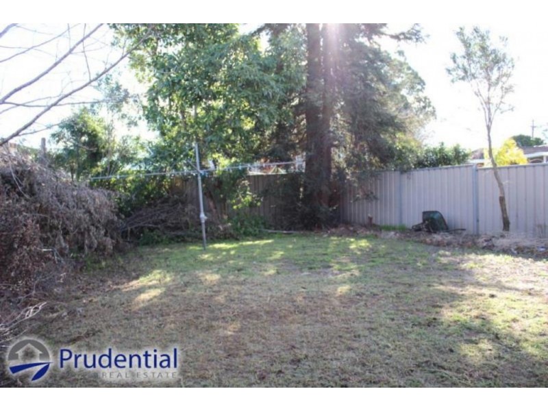 18 Brisbane Road, Campbelltown NSW 2560