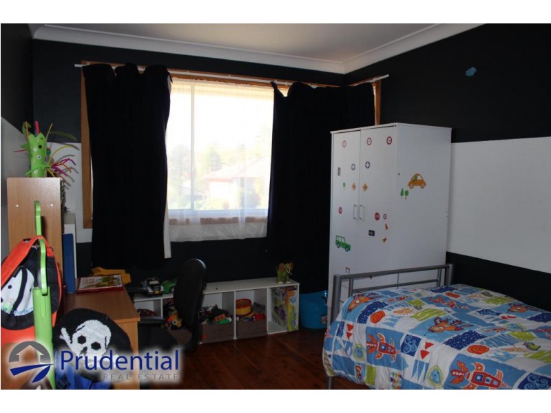 35 Bottlebrush Avenue, Bradbury NSW 2560