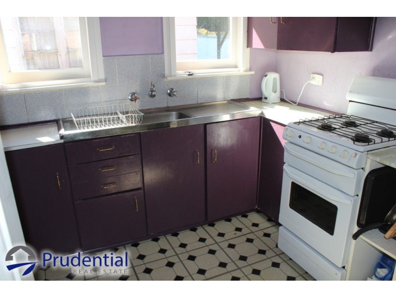 90 Carrington Circuit, Leumeah NSW 2560