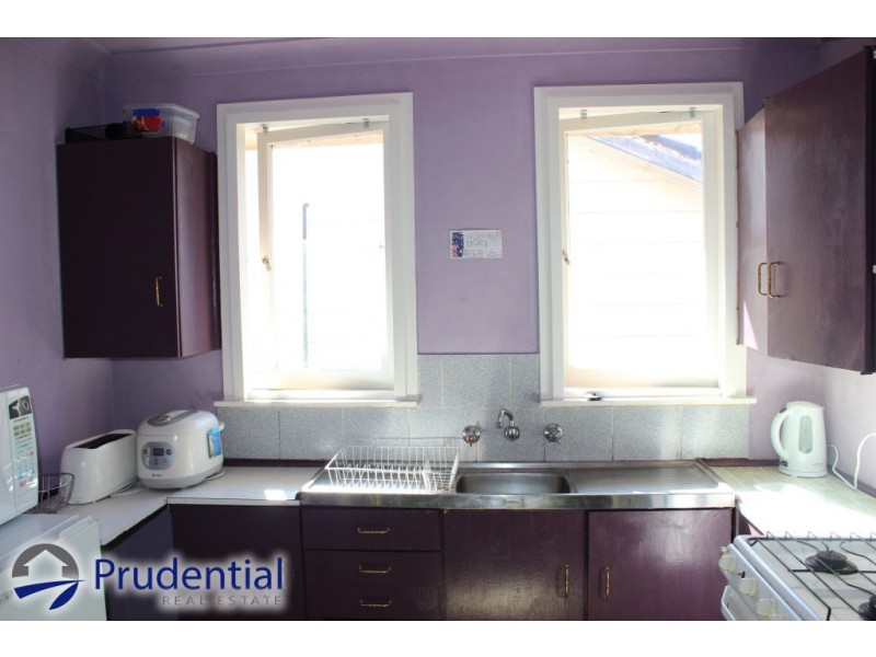 90 Carrington Circuit, Leumeah NSW 2560