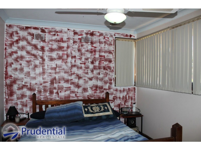 90 Carrington Circuit, Leumeah NSW 2560