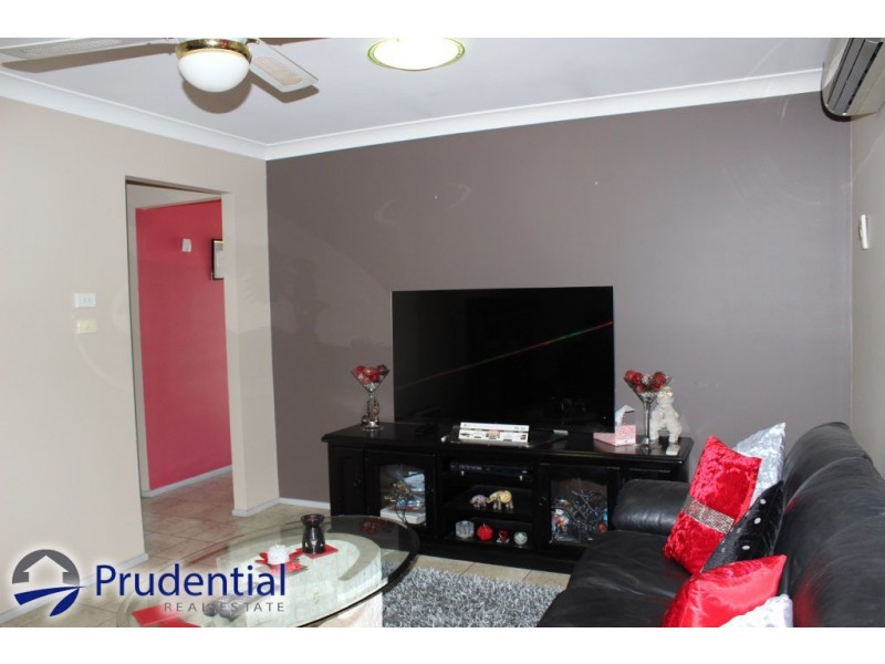 17 Eliza Way, Leumeah NSW 2560