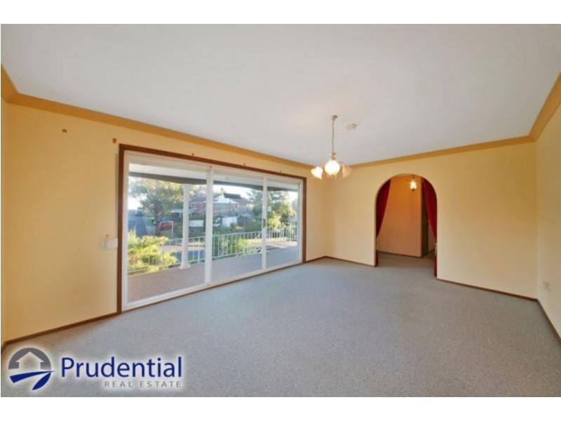 123 The Parkway, Bradbury NSW 2560