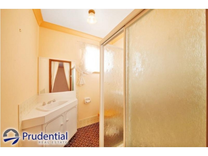 123 The Parkway, Bradbury NSW 2560