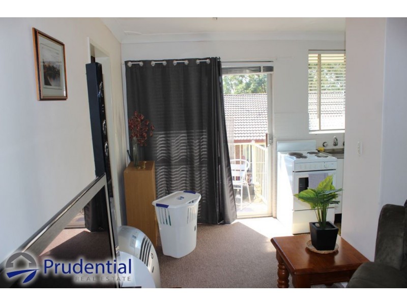 25/3 Lavinia Place, Ambarvale NSW 2560