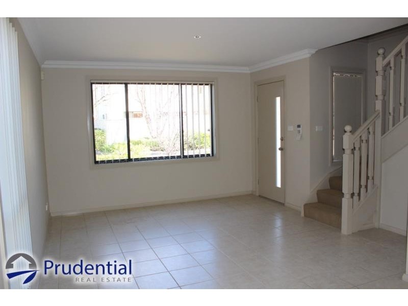 4/219 Gould Road, Eagle Vale NSW 2558