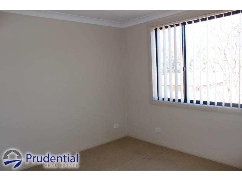 4/219 Gould Road, Eagle Vale NSW 2558