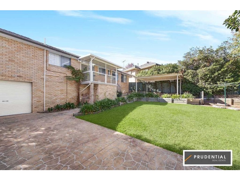 24 Campbellfield Avenue, Bradbury NSW 2560