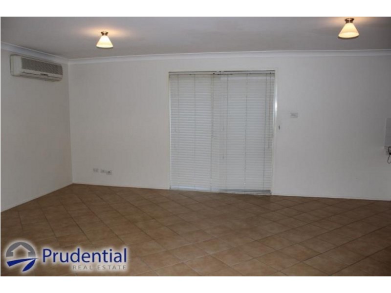 11b Kenny Close, St Helens Park NSW 2560