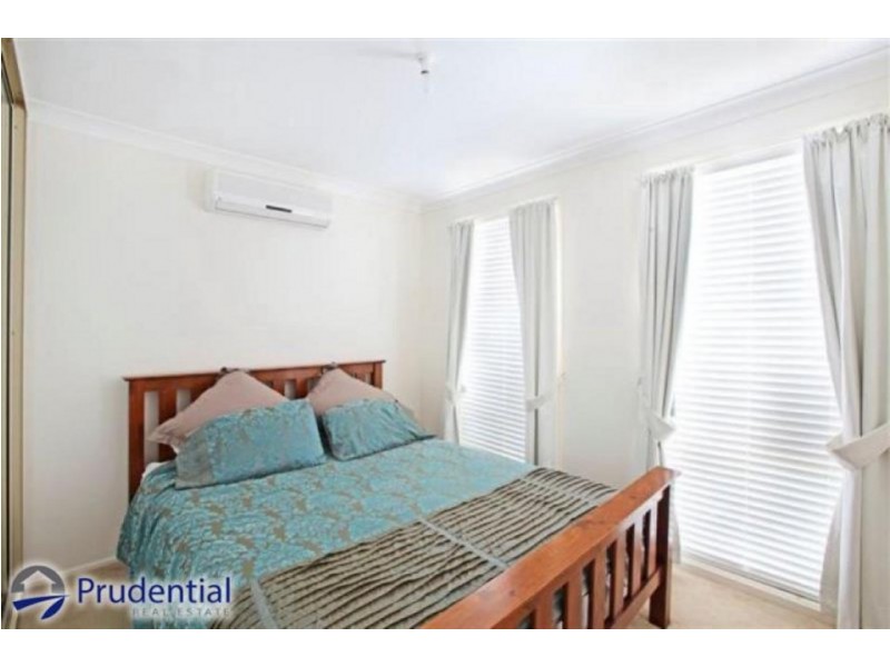 11b Kenny Close, St Helens Park NSW 2560