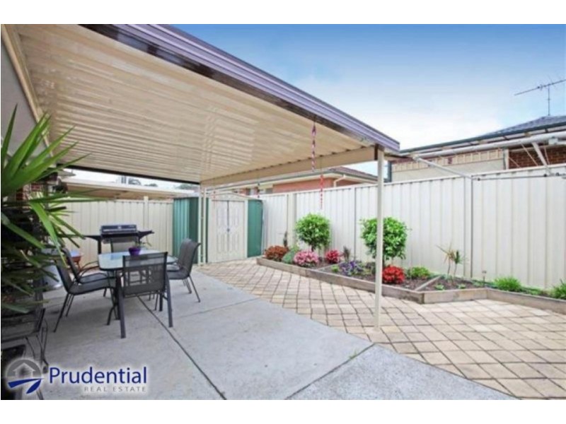 11b Kenny Close, St Helens Park NSW 2560