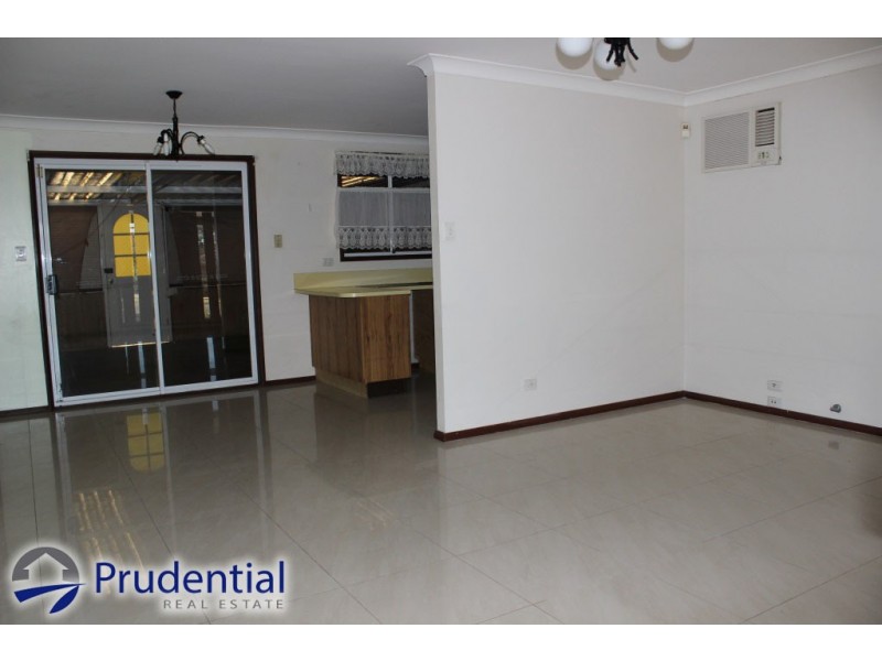 38 Pademelon Avenue, St Helens Park NSW 2560