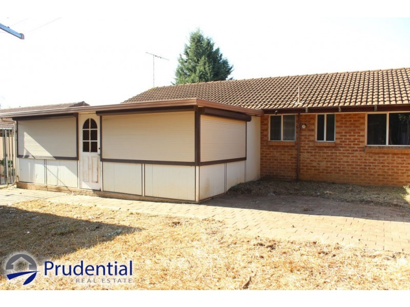 38 Pademelon Avenue, St Helens Park NSW 2560