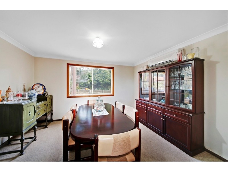 13 Derwent Place, Kearns NSW 2558