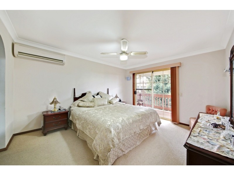 13 Derwent Place, Kearns NSW 2558