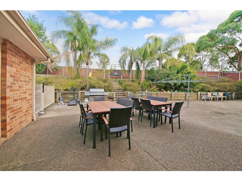 13 Derwent Place, Kearns NSW 2558