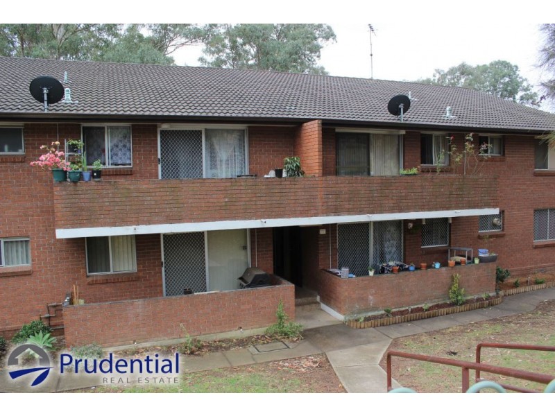 6/18 Westmoreland Road, Minto NSW 2566