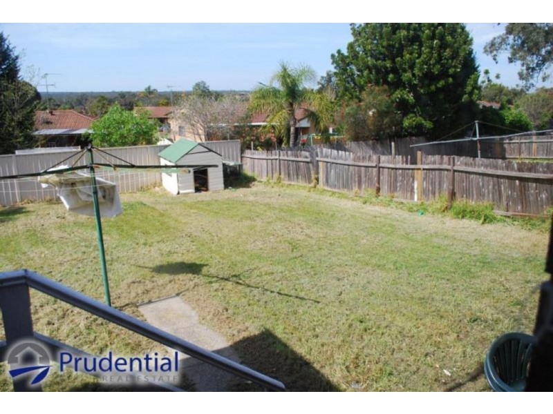 7 Karrabul Road, St Helens Park NSW 2560