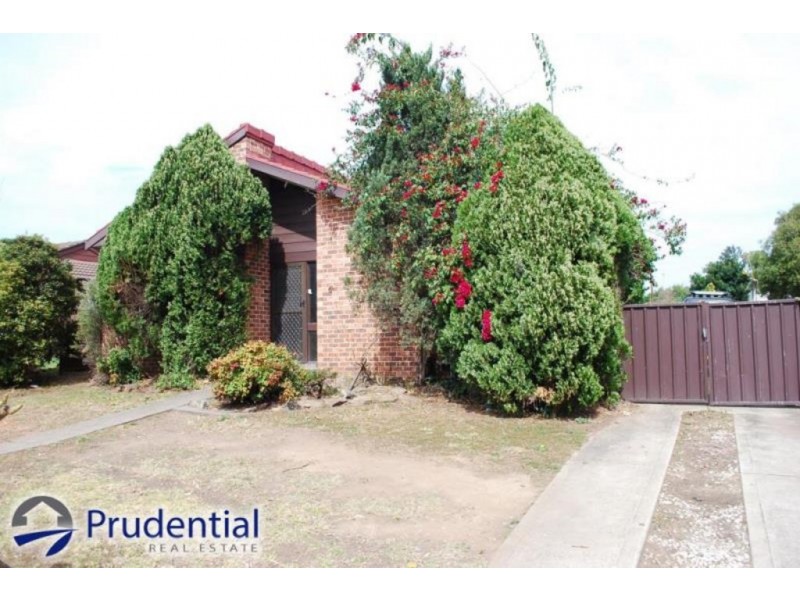 6 Longreef Crescent, Woodbine NSW 2560