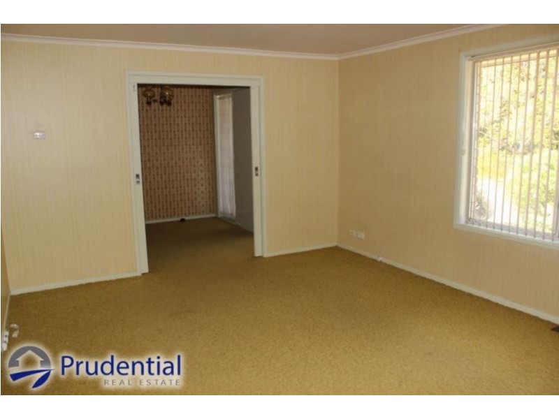 17 Illawara Road, Leumeah NSW 2560