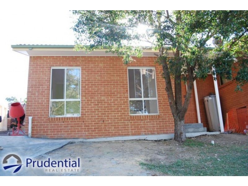 1a Paraka Place, Bradbury NSW 2560