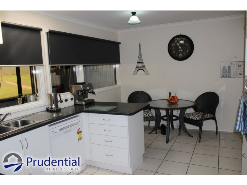 338 The Parkway, Bradbury NSW 2560