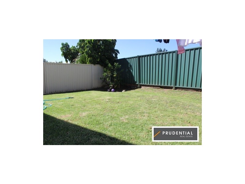 2/12 Rees Close, Eagle Vale NSW 2558