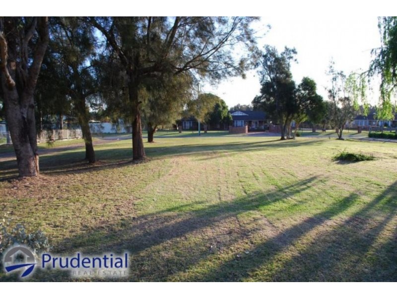 2 Bonniefield Close, Catherine Field NSW 2557