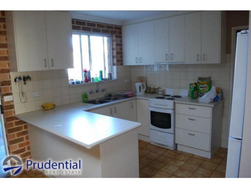 2 Bonniefield Close, Catherine Field NSW 2557